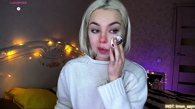 LillyMoure_ – Live XXX-chat