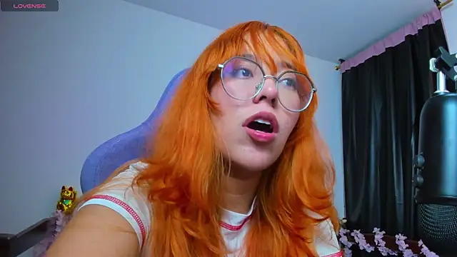 _Moon_Johnson Live XXX-Chat