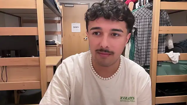 Gorillabutt1414 élő XXX-chatje