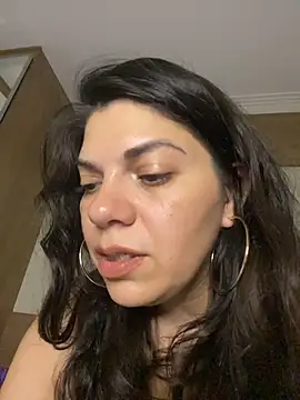 Melissa_Noir Chat XXX in diretta