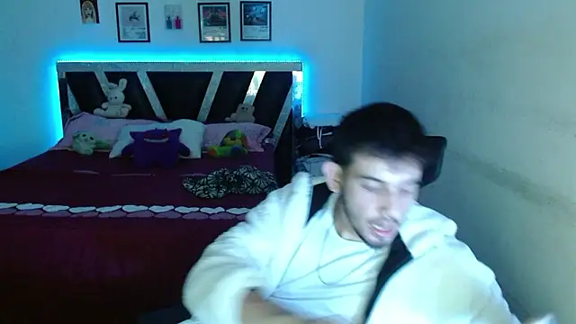 Sebasxxl12 élő XXX-chatje