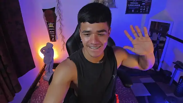 Rob_zaens33 élő XXX-chatje