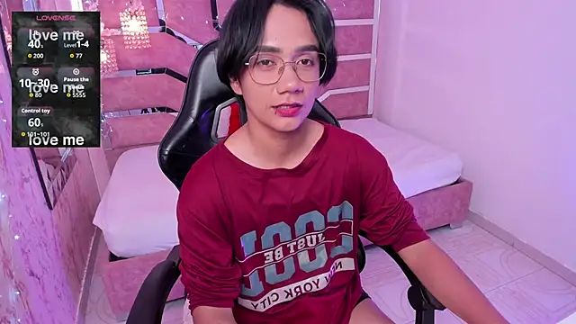 Chat +18 de Eriol_ ao vivo