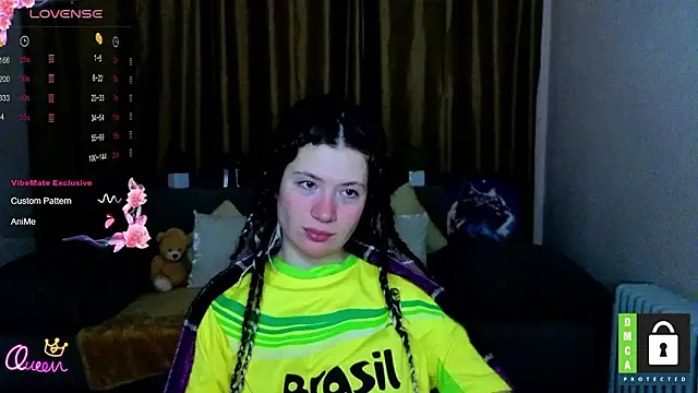 Alicia_redfollow Adlı Modelin Canlı XXX Sohbeti