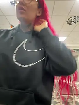 Mia-Fuchs 网络视讯表演