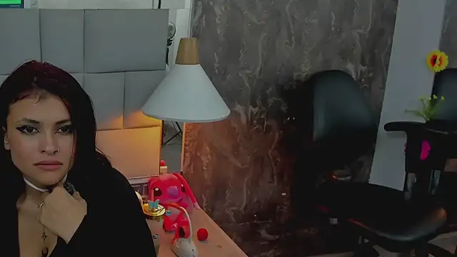 yiyisandoval Chat XXX live