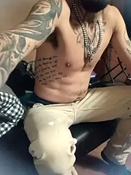 Babyboyy803 élő XXX-chatje