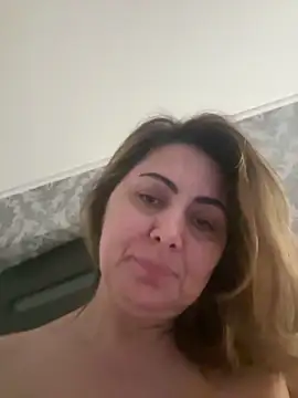 Emma_roqueen Chat XXX in diretta