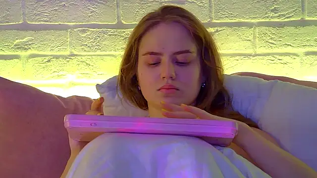 SelinSwarovski Obrolan Langsung XXX