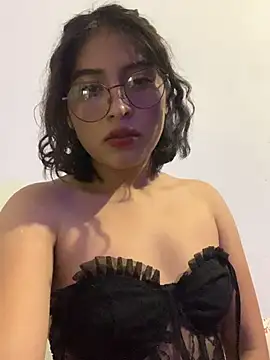 Онлайн чат XXX Ema_L1