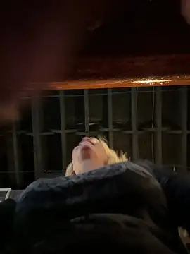 FireAfterDark – Naživo XXX chat