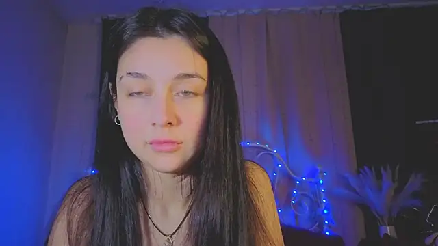 Funny_Bunny Adlı Modelin Canlı XXX Sohbeti