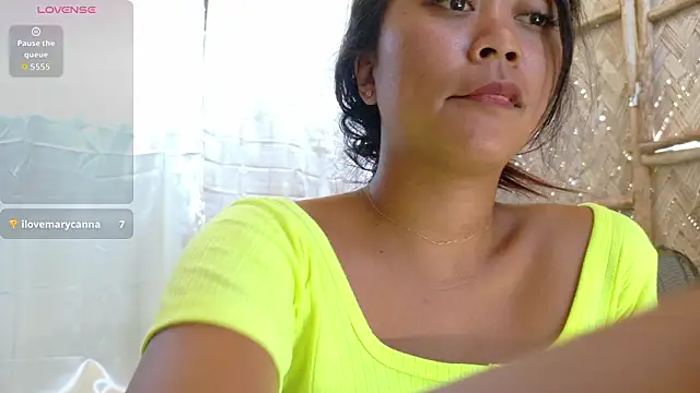 Juliet_official_pro Adlı Modelin Canlı XXX Sohbeti