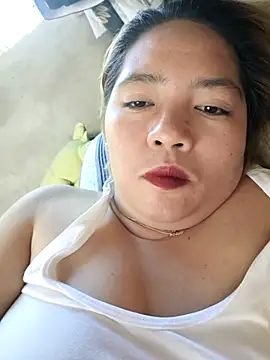 kinkynastymum74n Live XXX chat