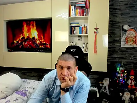 Chat XXX en directo de SpartacusDaddy48