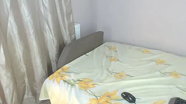 LindseyFirst Live XXX Chat