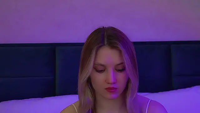 StacyEvances – Naživo XXX chat