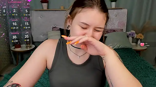 Chat XXX ao vivo de MilanaXHoney