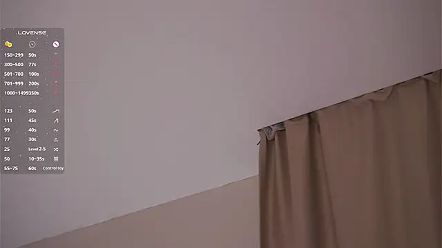 EffieHenri Live XXX Chat