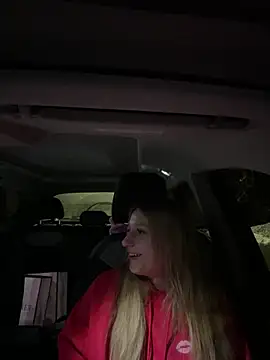 hyperafterdark's Webcam Show