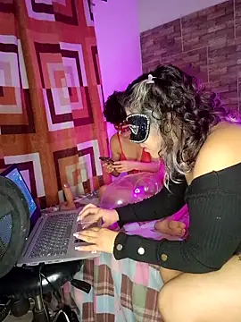 Chat +18 de MysterySexx ao vivo