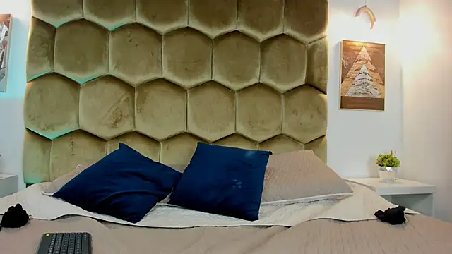 Mia_Reyesjs 现场XXX聊天