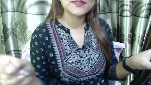 queen_angelina: онлайн-секс-чат