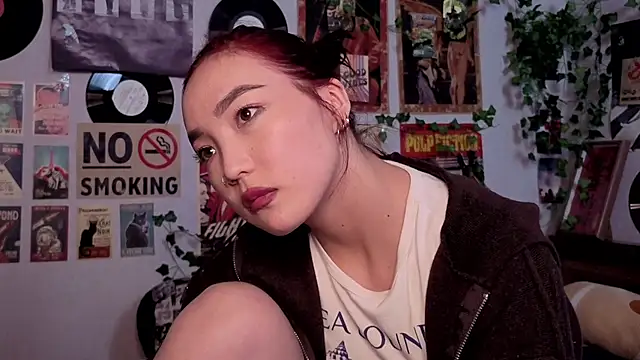 OdetteBiddy live XXX chat