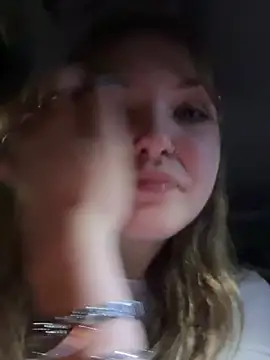 ultramoderngraphicgurl – webcam-show