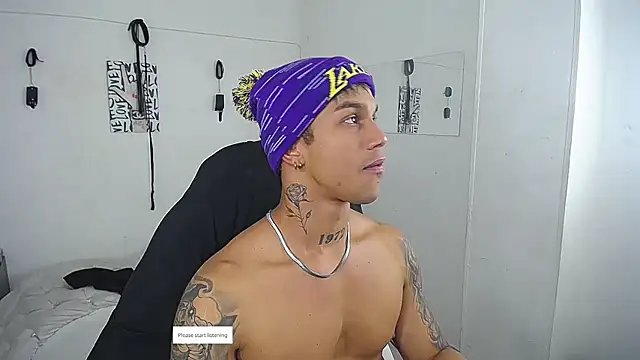 Leonard_Price – Naživo XXX chat