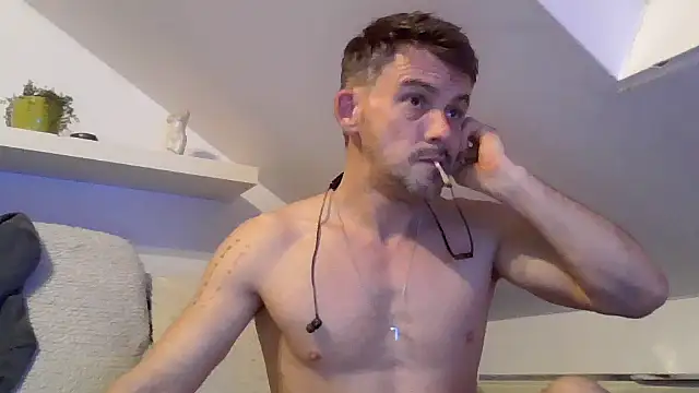 Cambitchboy Live XXX-chat