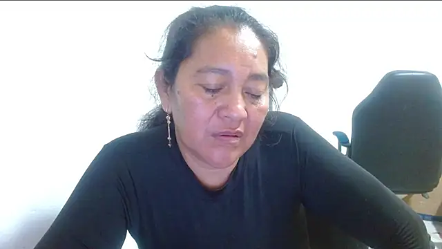 katia_mature Adlı Modelin Canlı XXX Sohbeti