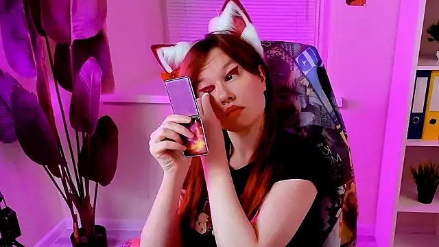 Chatroom XXX en direct de CarolGiggly