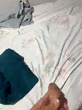 Novinho16cmz Show in webcam