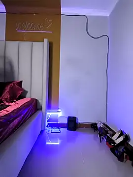 Rubi424: απευθείας συνομιλία ΧΧΧ