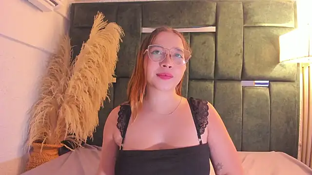 AliciaWhite_nt's Live XXX Chat