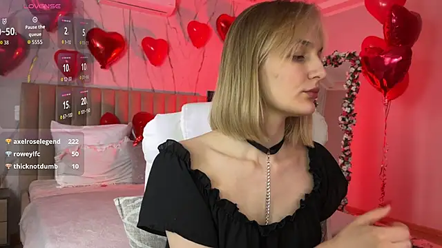 Živý XXX chat _Vikky_Moon_