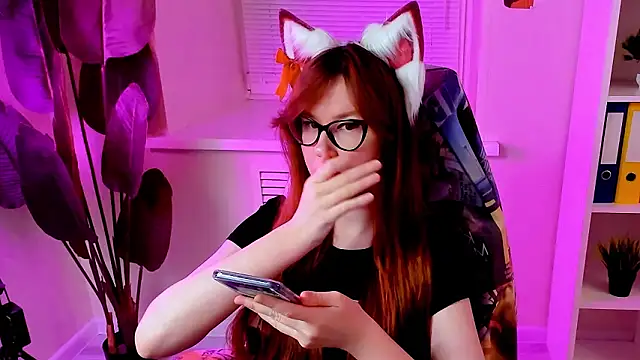 CarolGiggly's Live XXX Chat