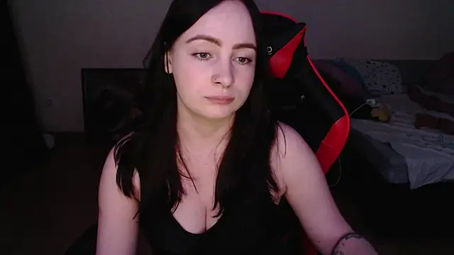 Laralianna élő XXX-chatje