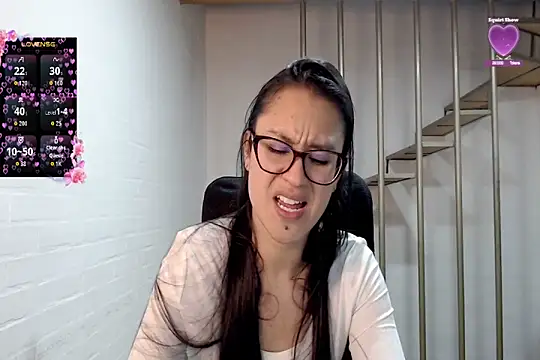 XXX chat uživo modela Jessie_Desire