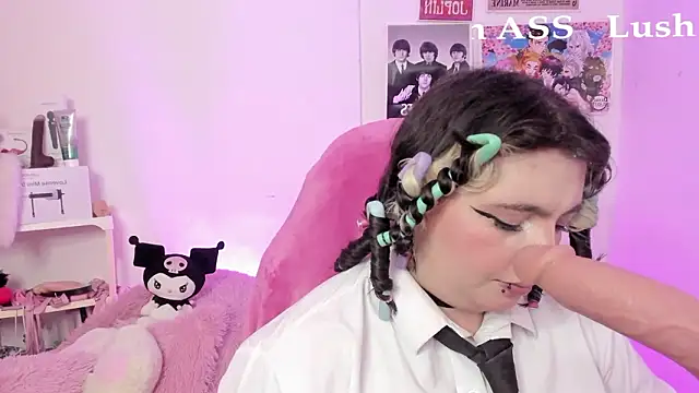 Chat +18 de Sachi_Meow ao vivo