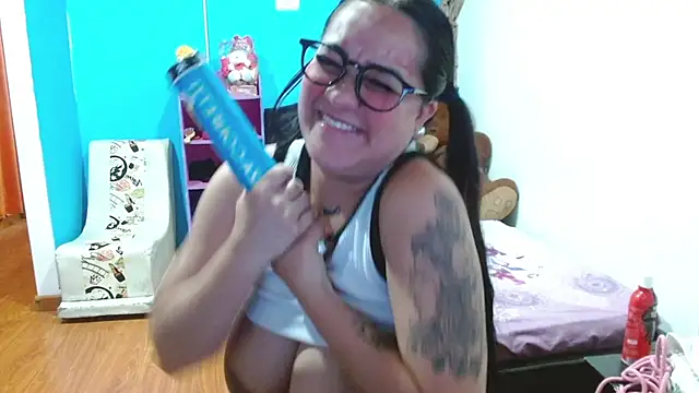 Andrea_deepsloppy live XXX chat