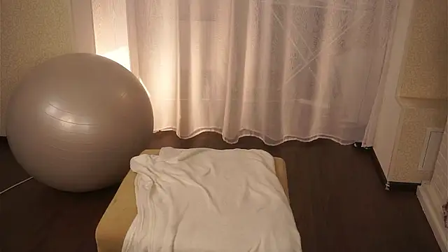 EleanoreMonts live XXX chat