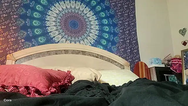 itscoraamourのライブXXXチャット