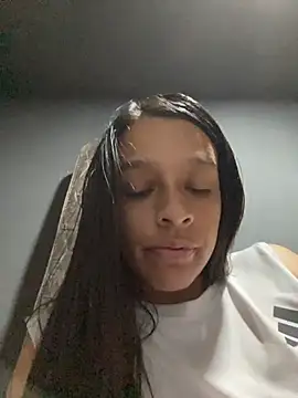 OrianaXclusive – Naživo XXX chat