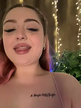 KellyMoors' Live XXX Chat