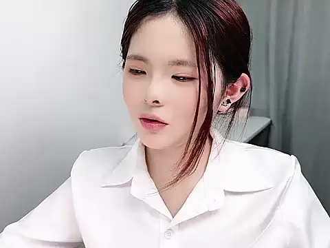 cherry-_-cherry Adlı Modelin Canlı XXX Sohbeti