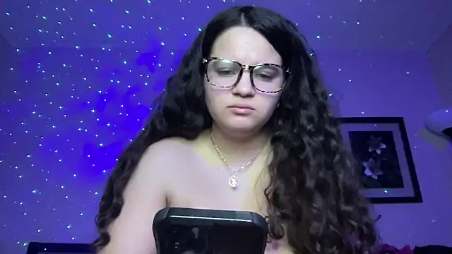 Онлайн чат XXX SoyOceanne