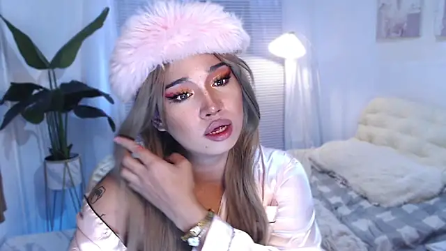 Irresistible_iris: διαδικτυακό σόου στην κάμερα