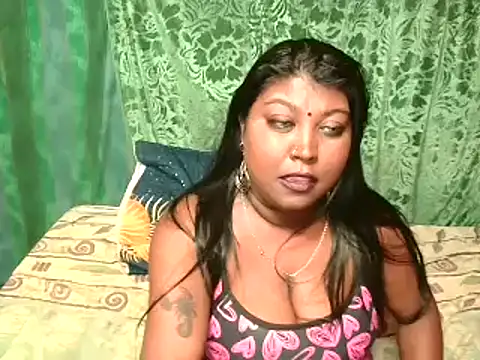 XXX chat uživo modela indianmermaid